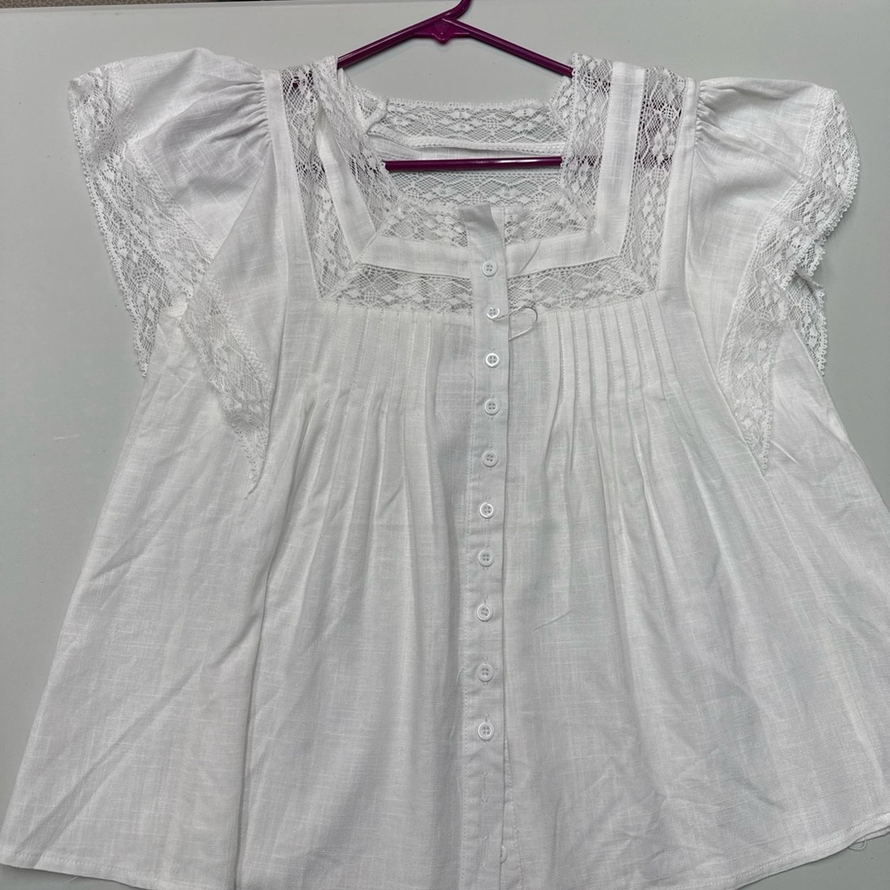 White Lace Yoke Button-Front Blouse - Picture 3 of 3